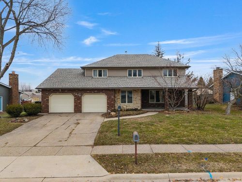 1470 Terrace Park Dr, Bettendorf, IA, 52722-1802 | Card Image