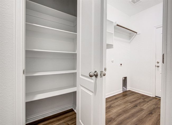 306 Snow Owl Holw, House other with 3 bedrooms, 2 bathrooms and 4 parking in Buda TX | Image 10