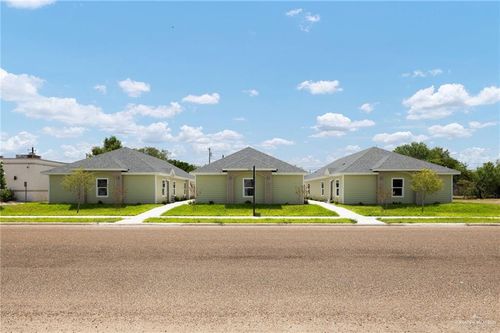 4-222 W Mahl St, Edinburg, TX, 78539-4331 | Card Image