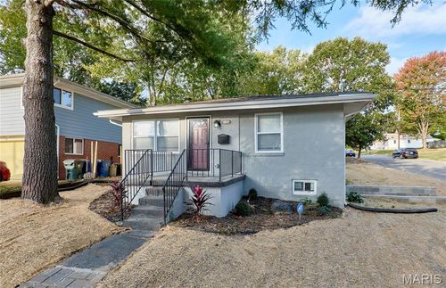 1501 Stockard Ave, Richmond Heights, MO, 63117-2051 | Card Image