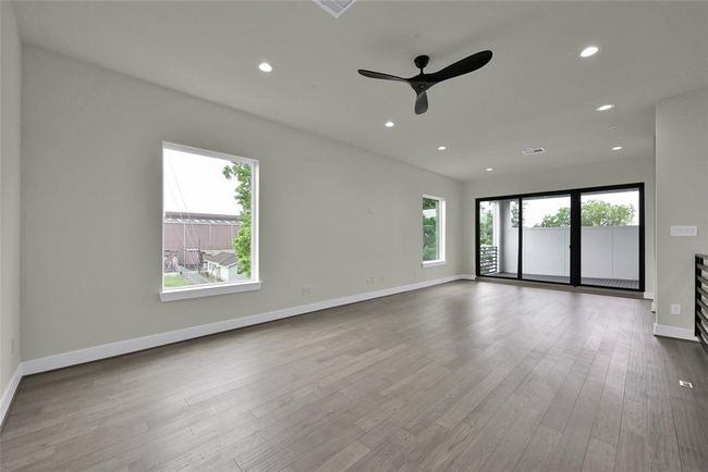 B - 2808 Cary St, House other with 3 bedrooms, 4 bathrooms and null parking in Houston TX | Image 32