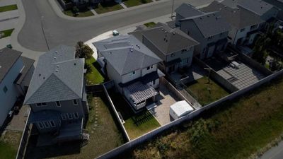 639 Keystone Chase W, House detached with 4 bedrooms, 3 bathrooms and 4 parking in Lethbridge AB | Image 3