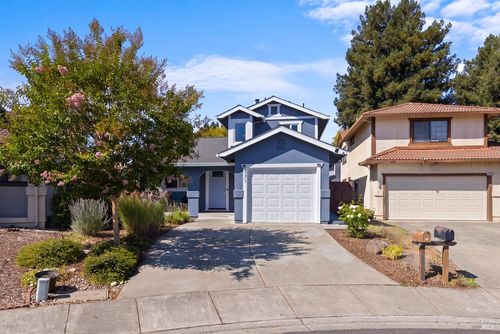 971 Hacienda Circle, Rohnert Park, CA, 94928 | Card Image