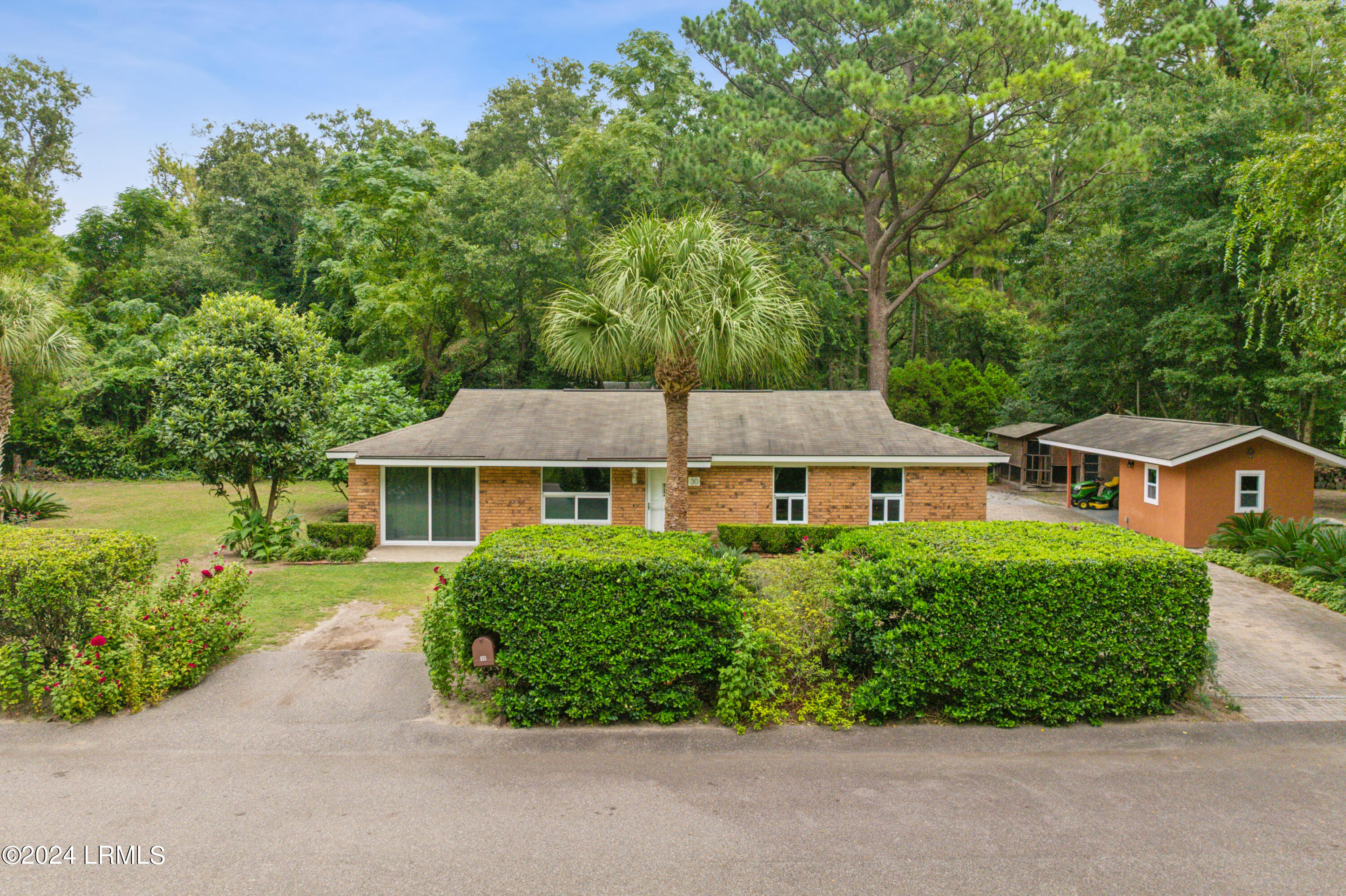 Elizabeth Rd, Hilton Head Island, SC 29926