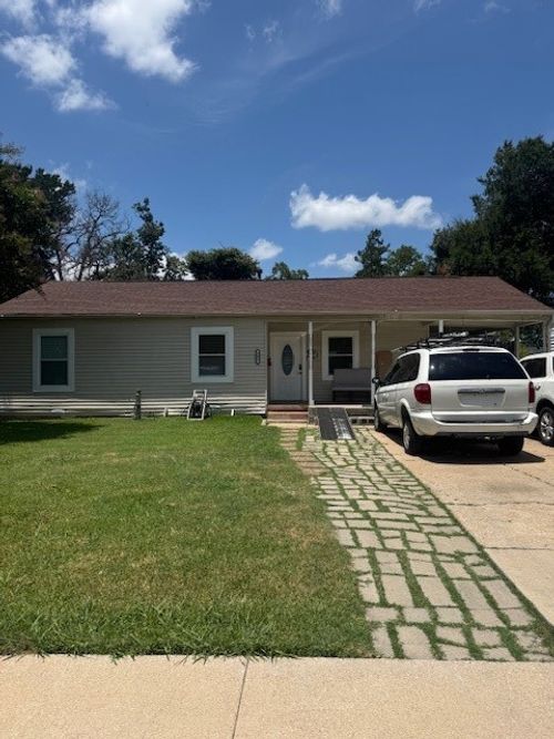 301 Charles Drive, Irving, TX, 75060 | Card Image