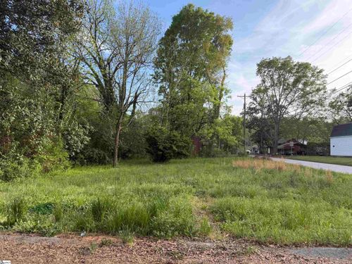 306 Cemetery Street, Laurens, SC, 29360 | Card Image