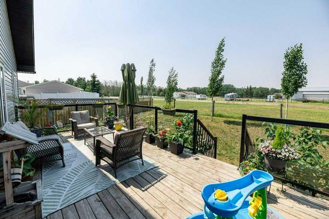 6305 58 Avenue, House other with 4 bedrooms, 3 bathrooms and 2 parking in Innisfail AB | Image 10