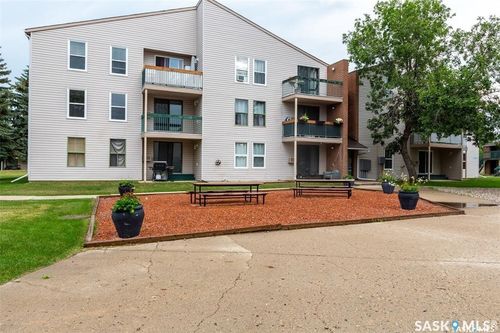 302-34 Nollet Avenue, Regina, SK, S4T7J8 | Card Image