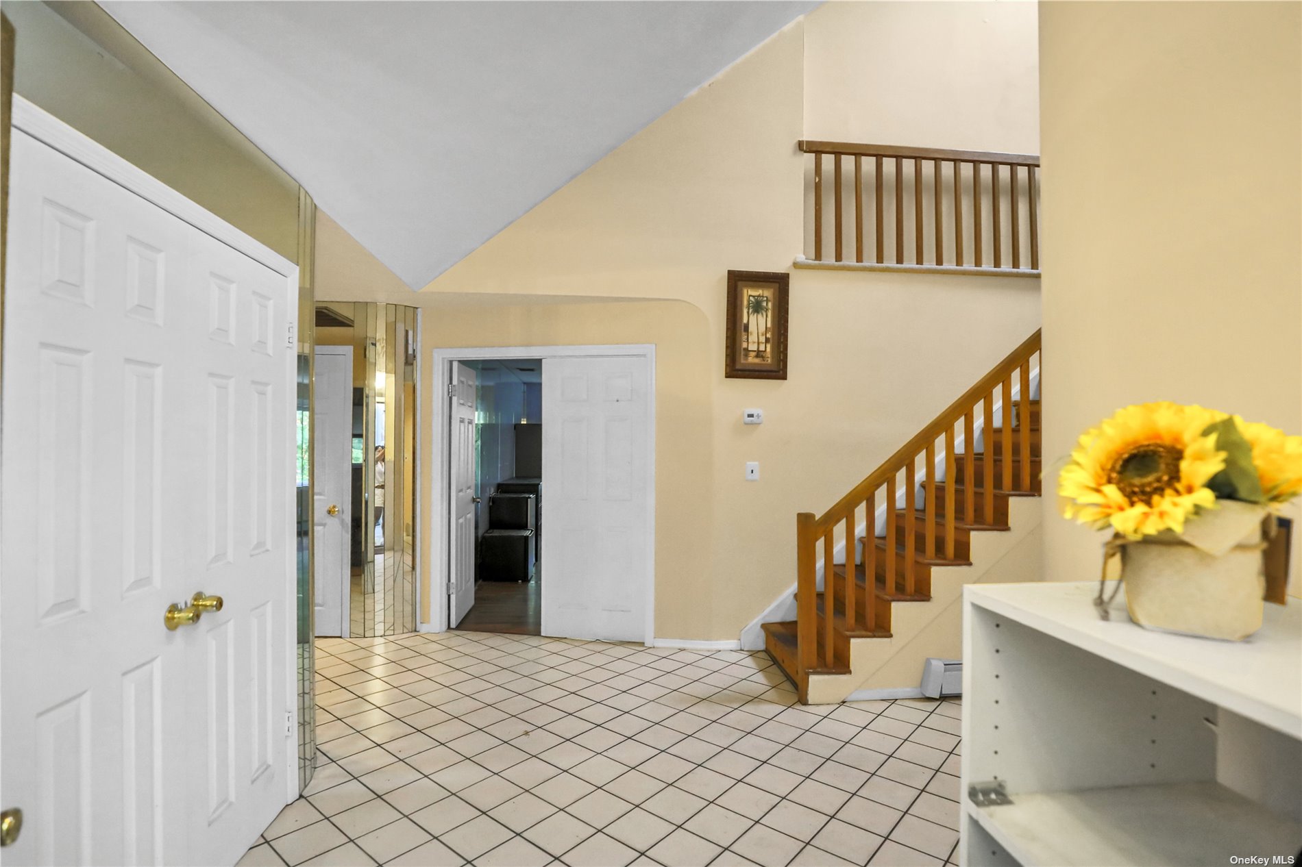 Overlook Way, East Setauket, NY 11733