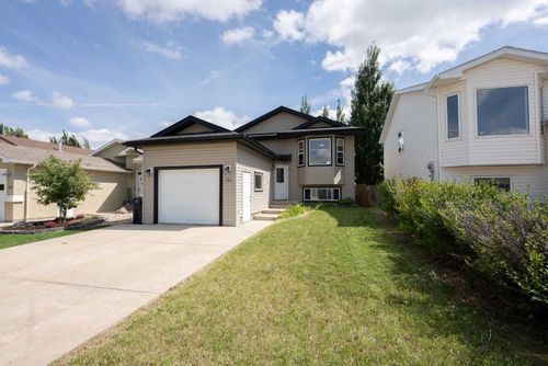 781 Blackfoot Terrace W, Lethbridge, AB, T1K7X7 | Card Image