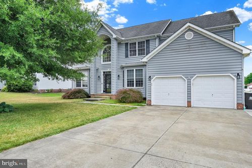 46 Stone Ridge Dr, DOVER, DE, 19901-8216 | Card Image