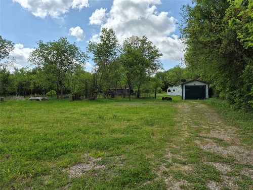 1202 Park St, Marlin, TX, 76661-3519 | Card Image