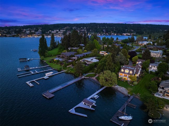 9015 Ne 47 Th St, House other with 5 bedrooms, 6 bathrooms and 4 parking in Yarrow Point WA | Image 40