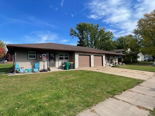2218-2220-2218 Peters Drive, Eau Claire, WI, 54703 | Card Image