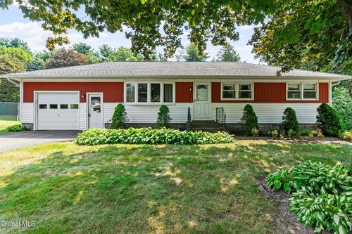 7 Appleblossom Ln, Voorheesville, NY, 12186-9533 | Card Image