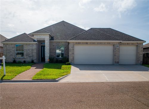 7905 Rancho Vista Blvd W, Corpus Christi, TX, 78414-4300 | Card Image