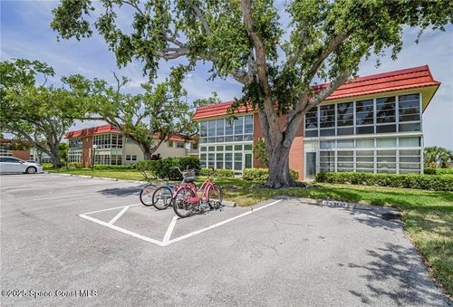 apt-102-18 Vista Palm Ln, VERO BEACH, FL, 32962-4620 | Card Image