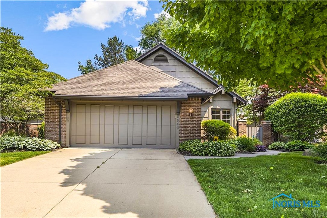 Milrose Ln, Toledo, OH 43617