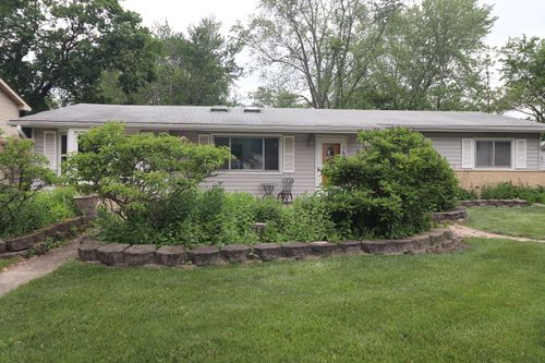 7202 Edgebrook Ln, Hanover Park, IL, 60133-3751 | Card Image