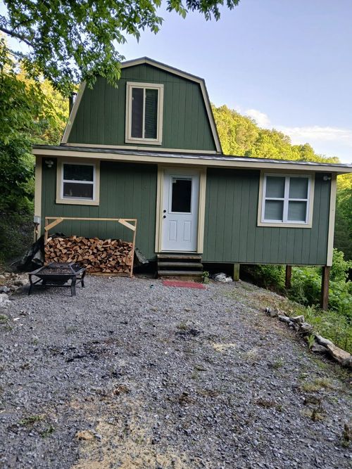 1064 Cathcart Rd, Dowelltown, TN, 37059-1904 | Card Image