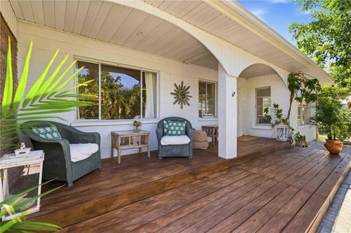 624 Bayshore Rd, NOKOMIS, FL, 34275-1997 | Card Image
