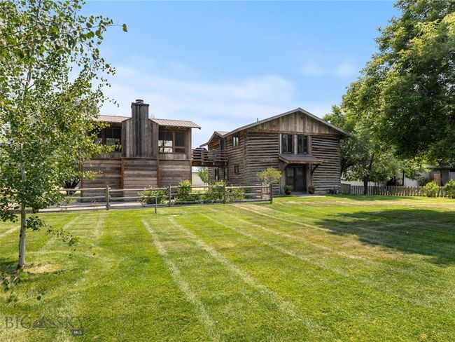Looking from backyard to back of home | Image 4