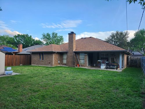 609 Betsy Ross Dr, Arlington, TX, 76002-2819 | Card Image