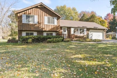 568 Drake Road, House other with 3 bedrooms, 1 bathrooms and null parking in Hamlin NY | Image 2