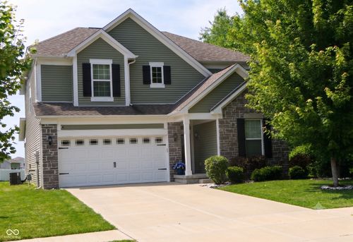 9185 Yvette Dr, Avon, IN, 46123-5405 | Card Image