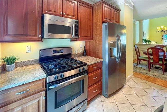 3 - 3 Lowell Dr, Condo with 2 bedrooms, 3 bathrooms and 2 parking in Hopkinton MA | Image 7