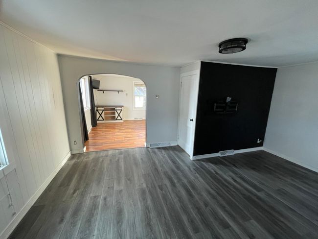 Living Room | Image 14