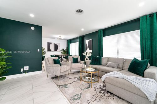 1-329 Se 12th Ave, Pompano Beach, FL, 33060-7424 | Card Image