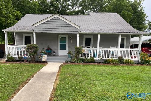 505 Main St S, Section, AL, 35771-7013 | Card Image