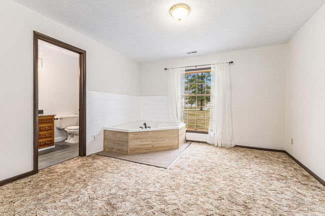 Primary bedroom | Image 17