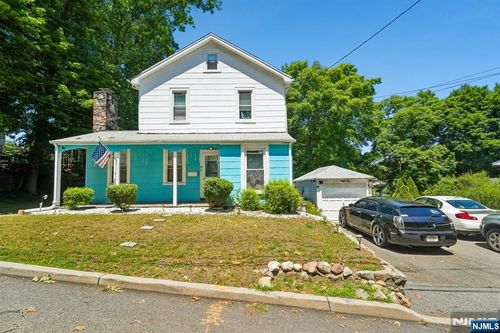 20 Nassau St, North Haledon, NJ, 07508-2333 | Card Image