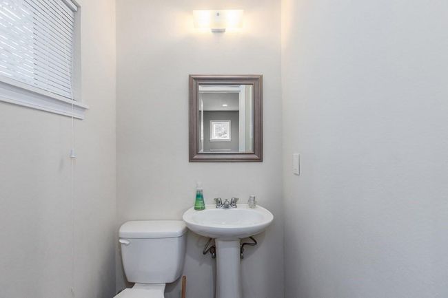 1402 Robinwood Dr, House other with 3 bedrooms, 3 bathrooms and 2 parking in Lufkin TX | Image 9