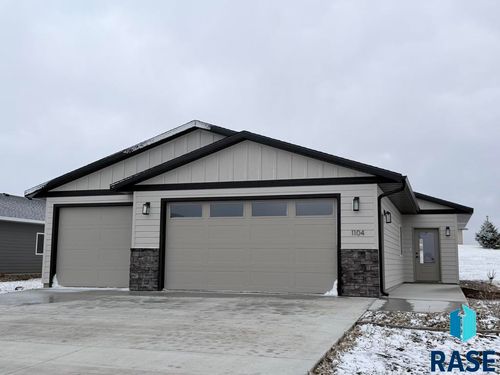 1104 S 6th Ave Avenue, Rock Rapids, IA, 51246 | Card Image