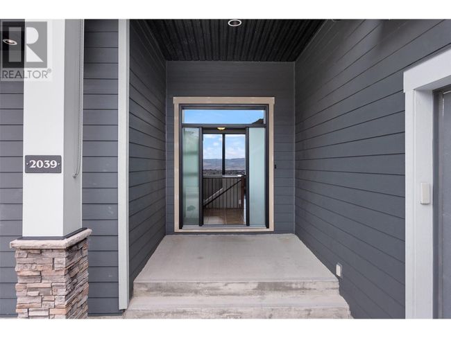 2039 Cornerstone Dr, House other with 4 bedrooms, 3 bathrooms and 2 parking in West Kelowna BC | Image 5