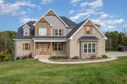 192 Providence Trl, Madison, NC, 27025-8353 | Card Image