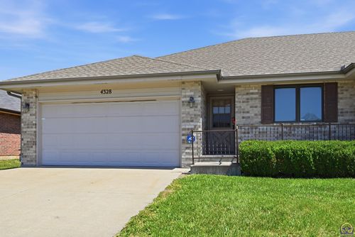 4328 Se Wisconsin Ave, Topeka, KS, 66609-1746 | Card Image