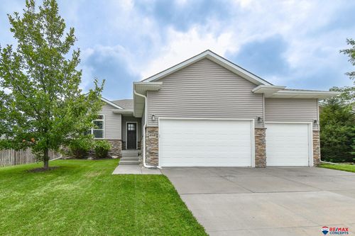 8918 S 72nd St, Lincoln, NE, 68516-9507 | Card Image