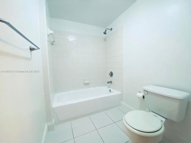 APT-102 - 2424 Centergate Dr, Condo with 1 bedrooms, 1 bathrooms and null parking in Miramar FL | Image 16