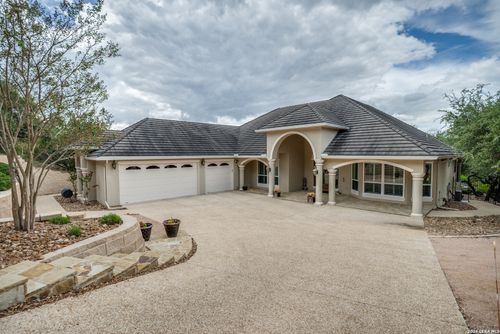 1805 Rush Crk, Canyon Lake, TX, 78133-5992 | Card Image
