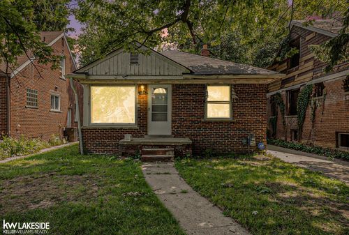 18982 Joann St, Detroit, MI, 48205-2230 | Card Image