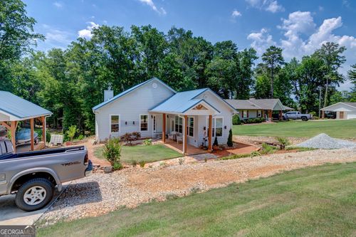 1010 Lakeland Dr, Toccoa, GA, 30577-7406 | Card Image
