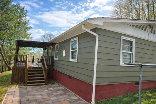 818 Buskill Ave, Richlands, VA, 24641-2369 | Card Image