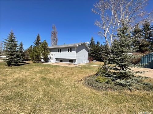 1012 Poplar Cres, Waldheim, SK, S0K4S4 | Card Image