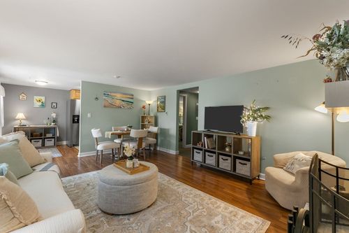 106-221 Upper County Rd, Dennis Port, MA, 02639-1436 | Card Image