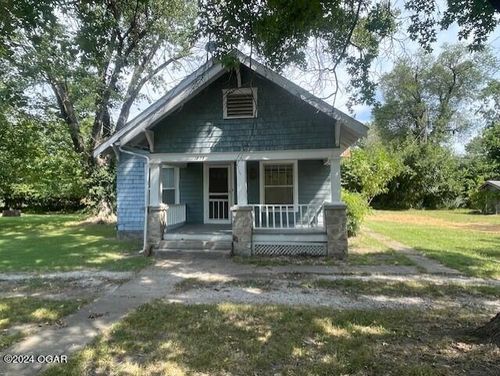 1875 E Kensington St, Joplin, MO, 64801-1365 | Card Image