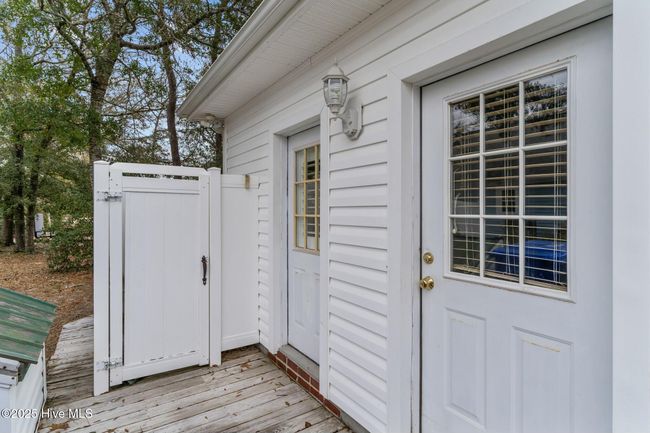 1508 W Oak Island Dr, House other with 3 bedrooms, 2 bathrooms and 2 parking in Oak Island NC | Image 30